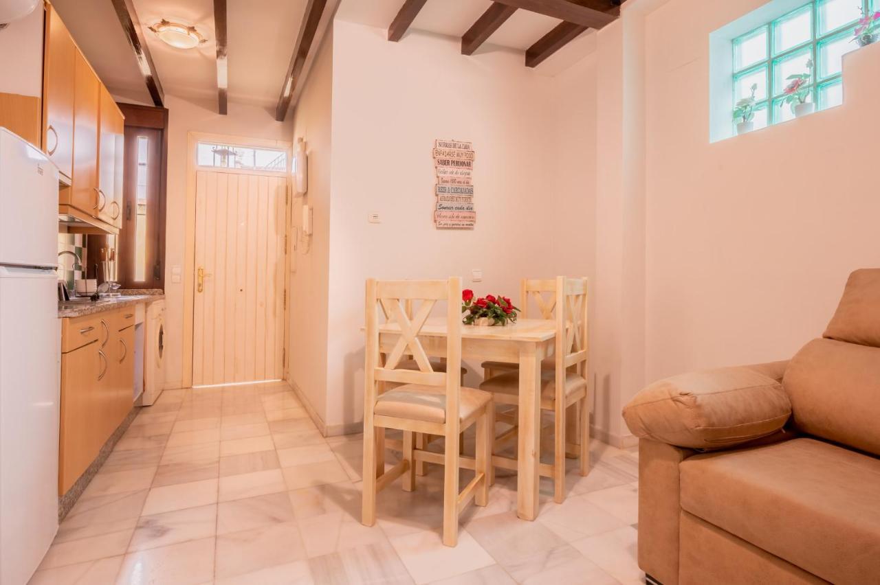 Precioso Apartamento En Triana セビリア エクステリア 写真
